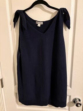 Ava & Viv Navy Tie-Shoulder V-Neck Knit Tank